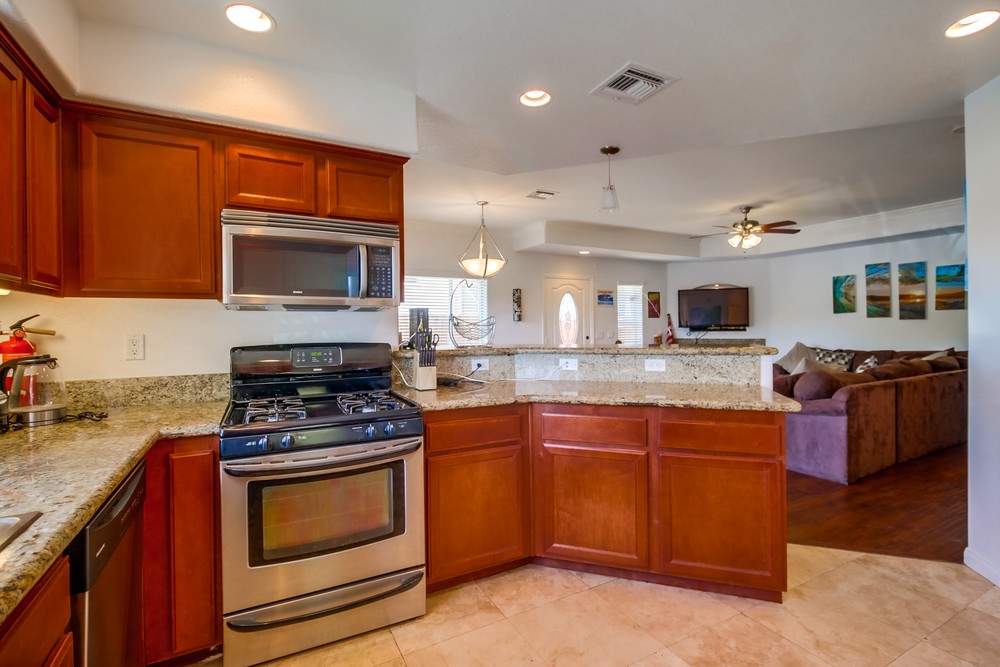Virtual tour photo 15 of 49 for 850 Felspar St
