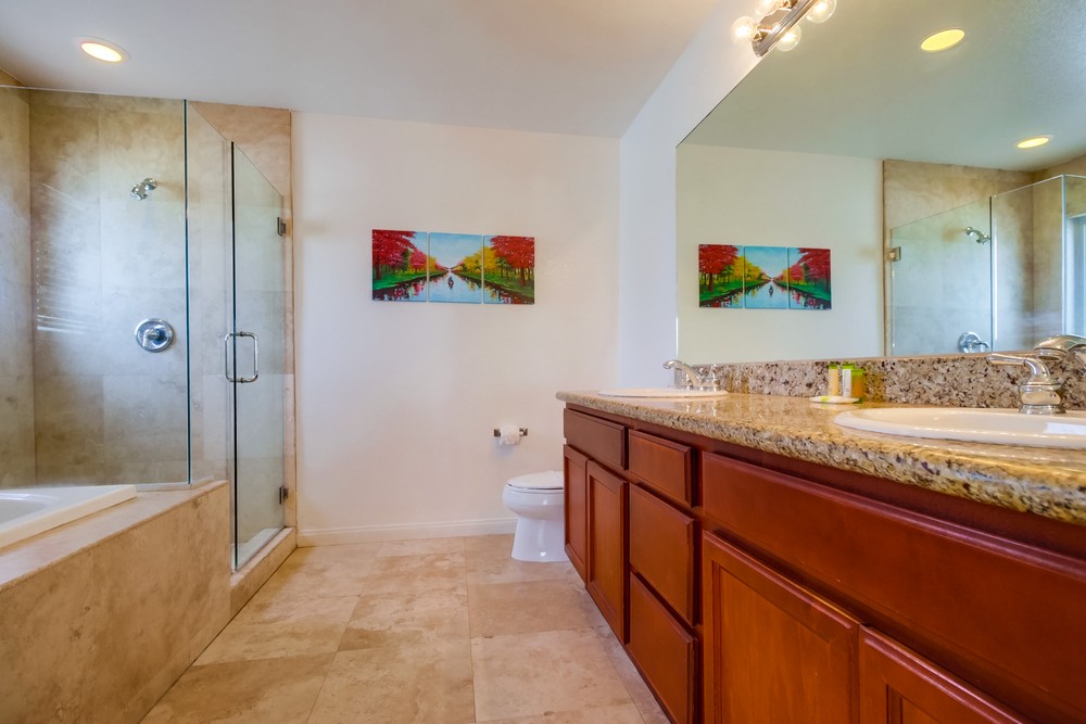 Virtual tour photo 22 of 49 for 850 Felspar St