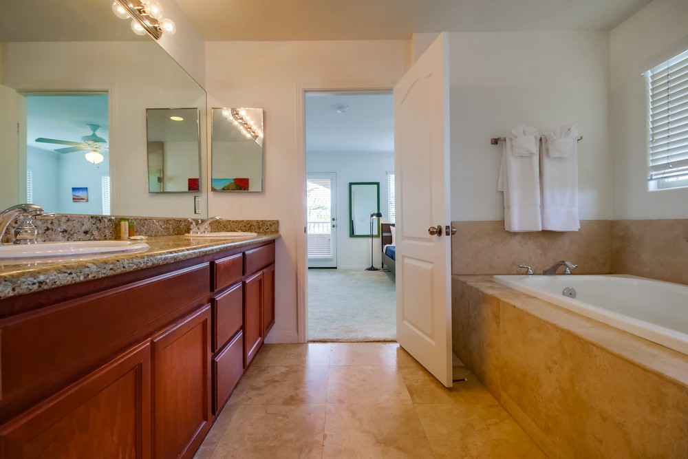 Virtual tour photo 24 of 49 for 850 Felspar St