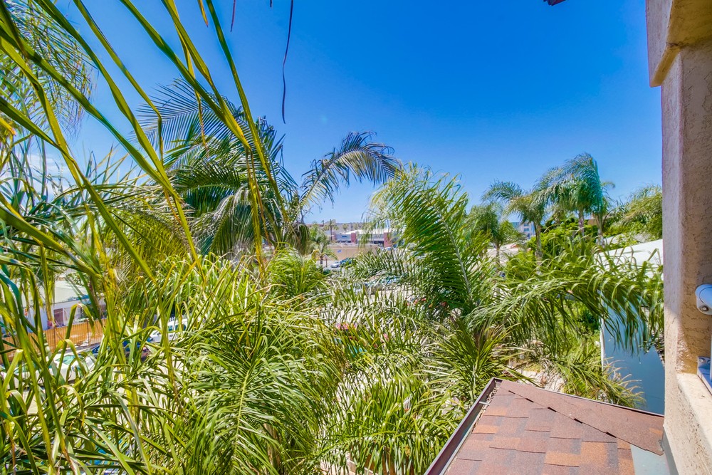 Virtual tour photo 28 of 49 for 850 Felspar St