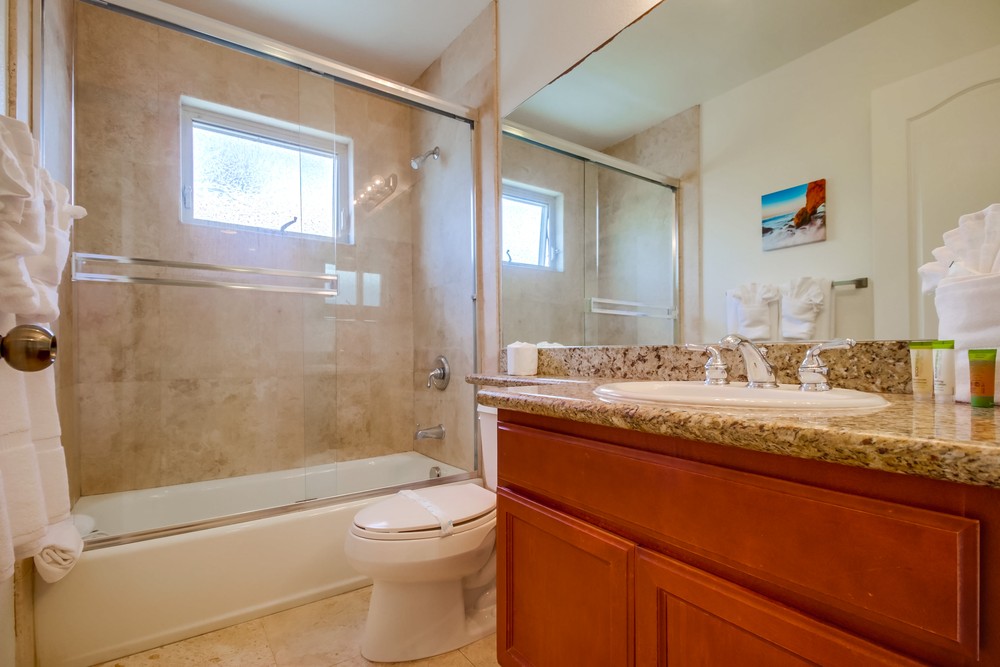 Virtual tour photo 38 of 49 for 850 Felspar St