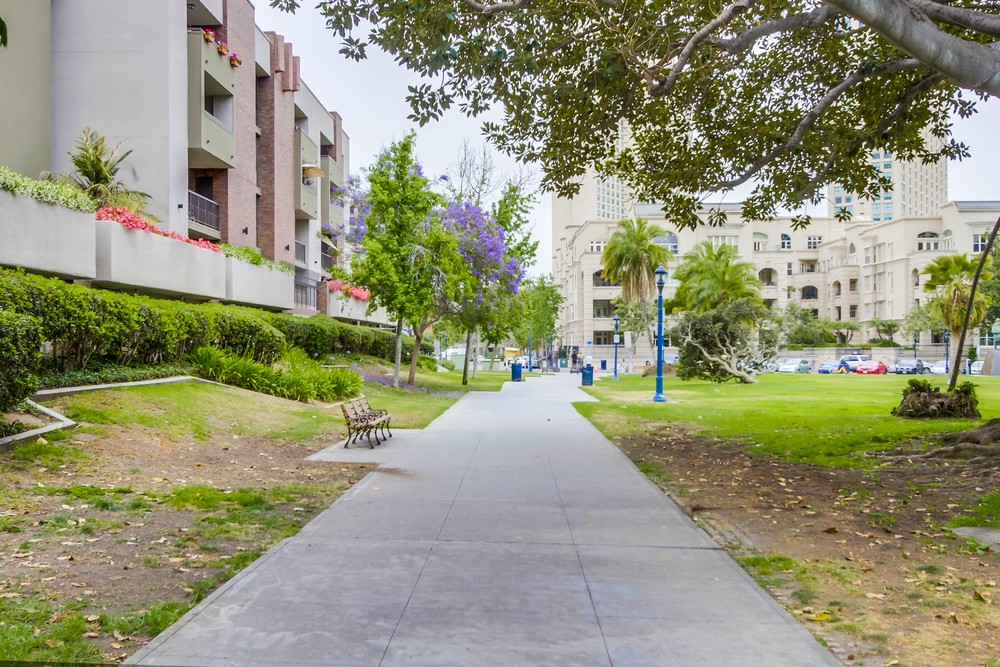 Virtual tour photo 3 of 41 for 850 State St #328