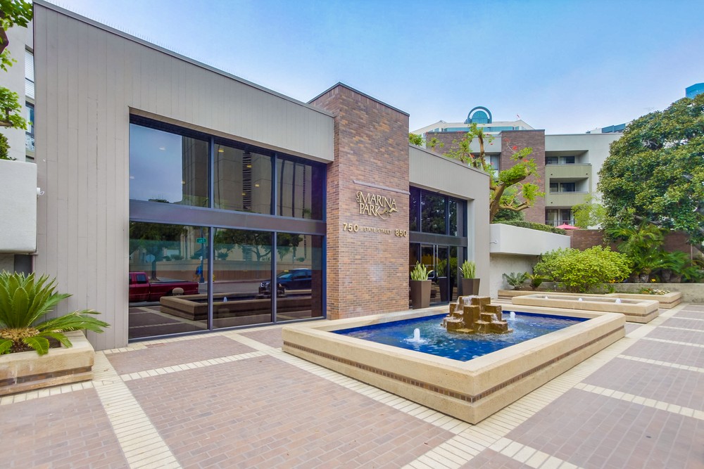 Virtual tour photo 8 of 41 for 850 State St #328
