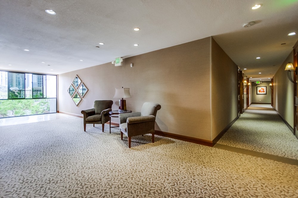 Virtual tour photo 11 of 41 for 850 State St #328