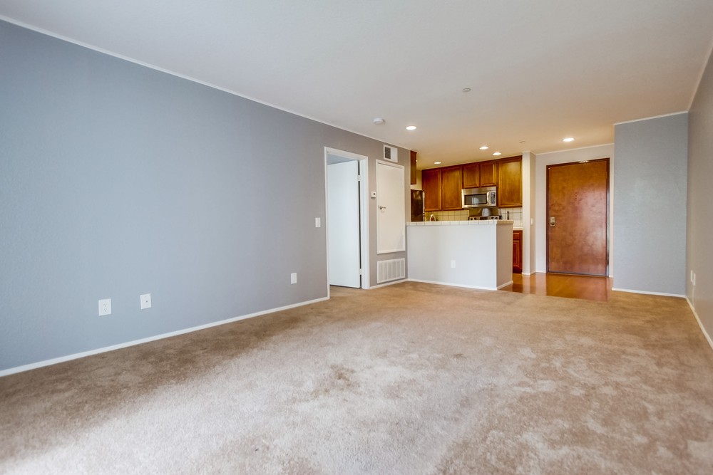 Virtual tour photo 15 of 41 for 850 State St #328