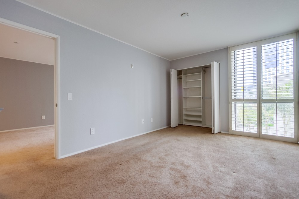 Virtual tour photo 27 of 41 for 850 State St #328