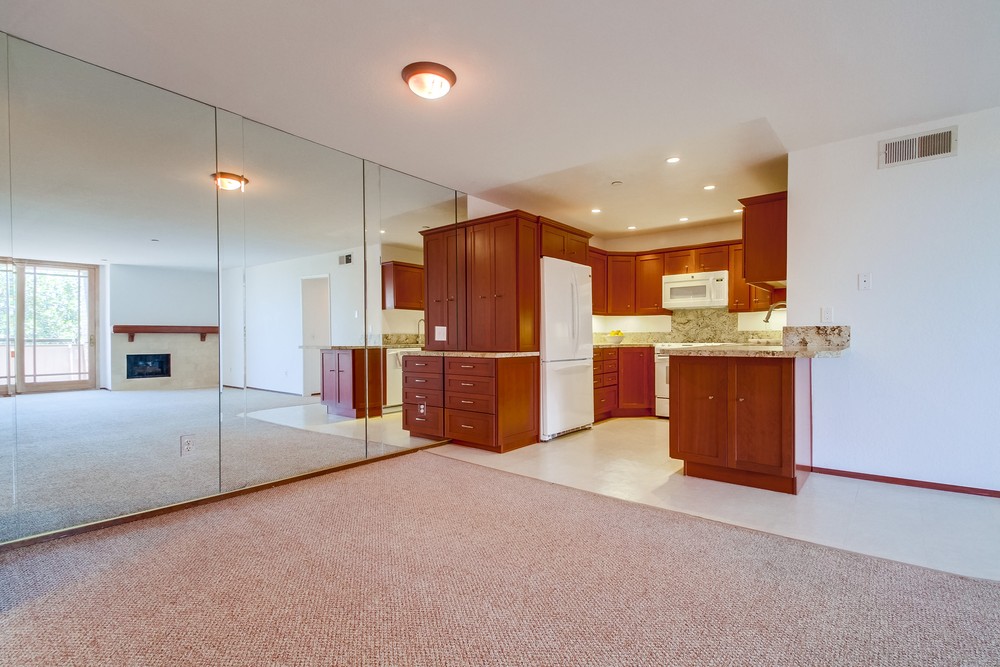 Virtual tour photo 7 of 39 for 850 State St