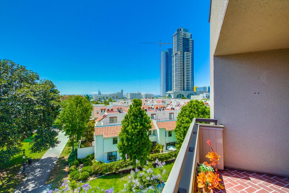 Virtual tour photo 18 of 39 for 850 State St
