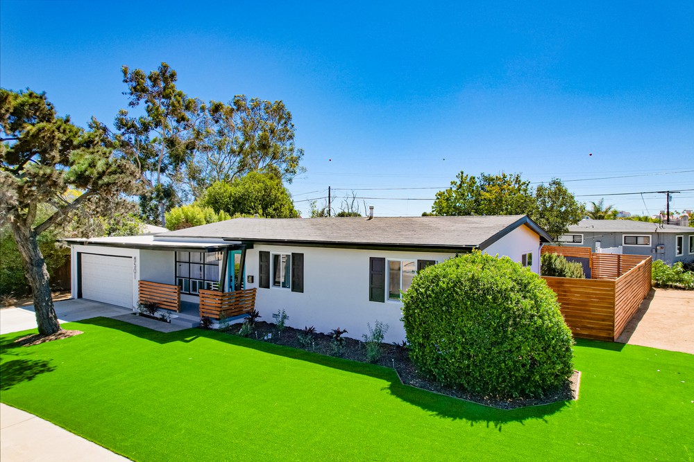 Virtual tour photo 9 of 44 for 8501 Pinecrest Ave