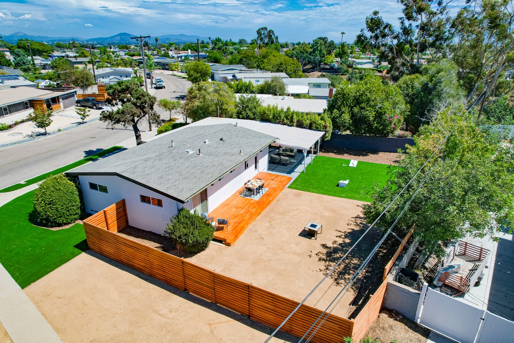 Virtual tour photo 28 of 44 for 8501 Pinecrest Ave
