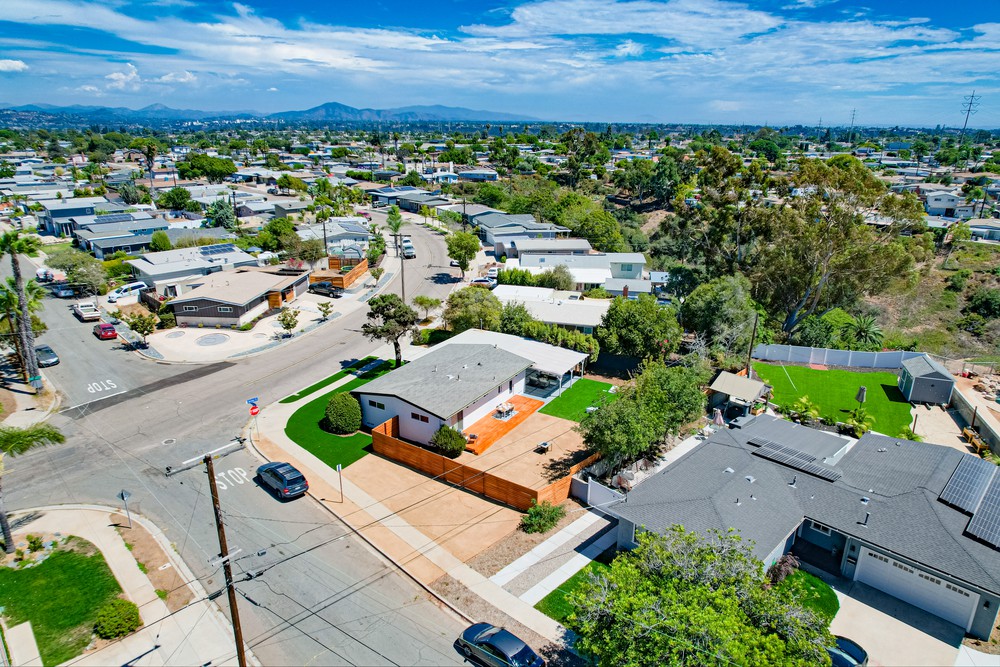 Virtual tour photo 42 of 44 for 8501 Pinecrest Ave