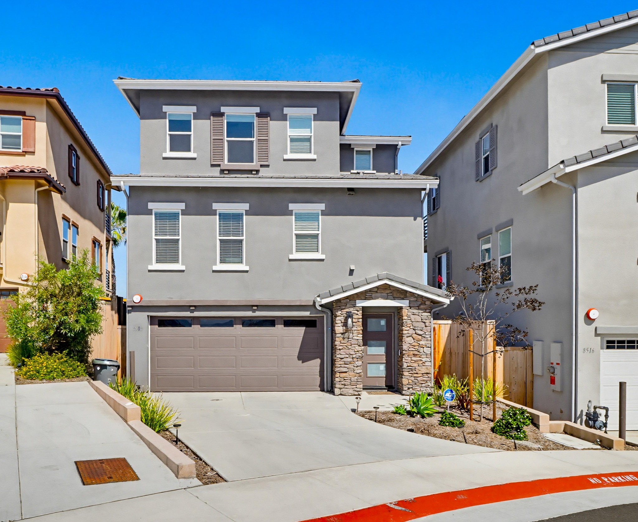 Virtual tour photo 1 of 54 for 8508 Vista Azul