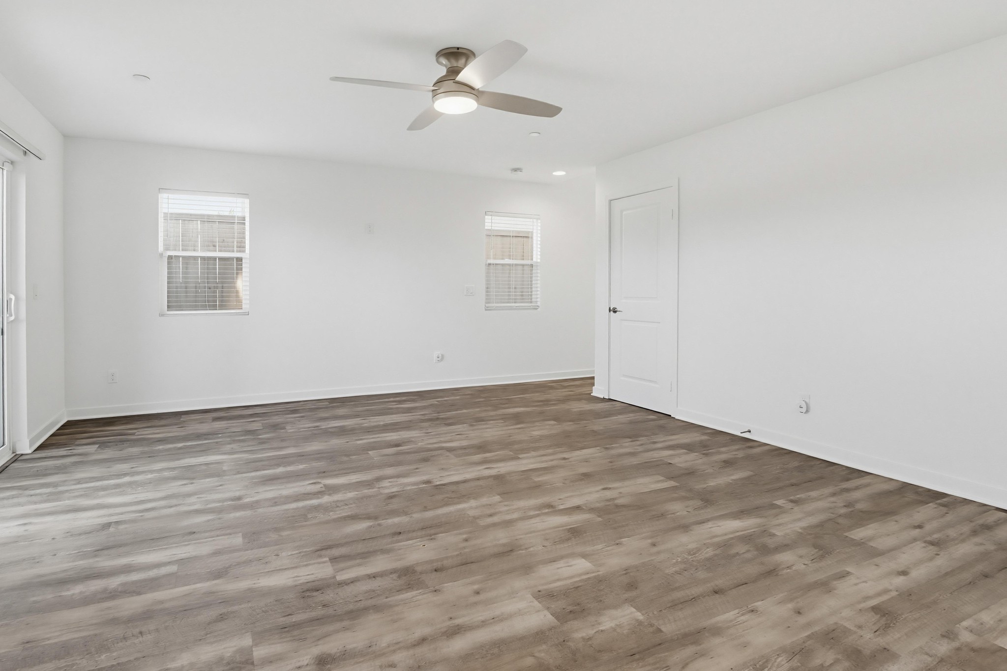 Virtual tour photo 45 of 54 for 8508 Vista Azul