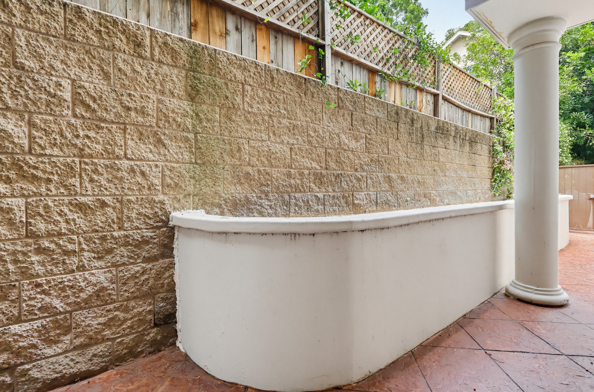 Virtual tour photo 11 of 103 for 851 N San Vicente Blvd