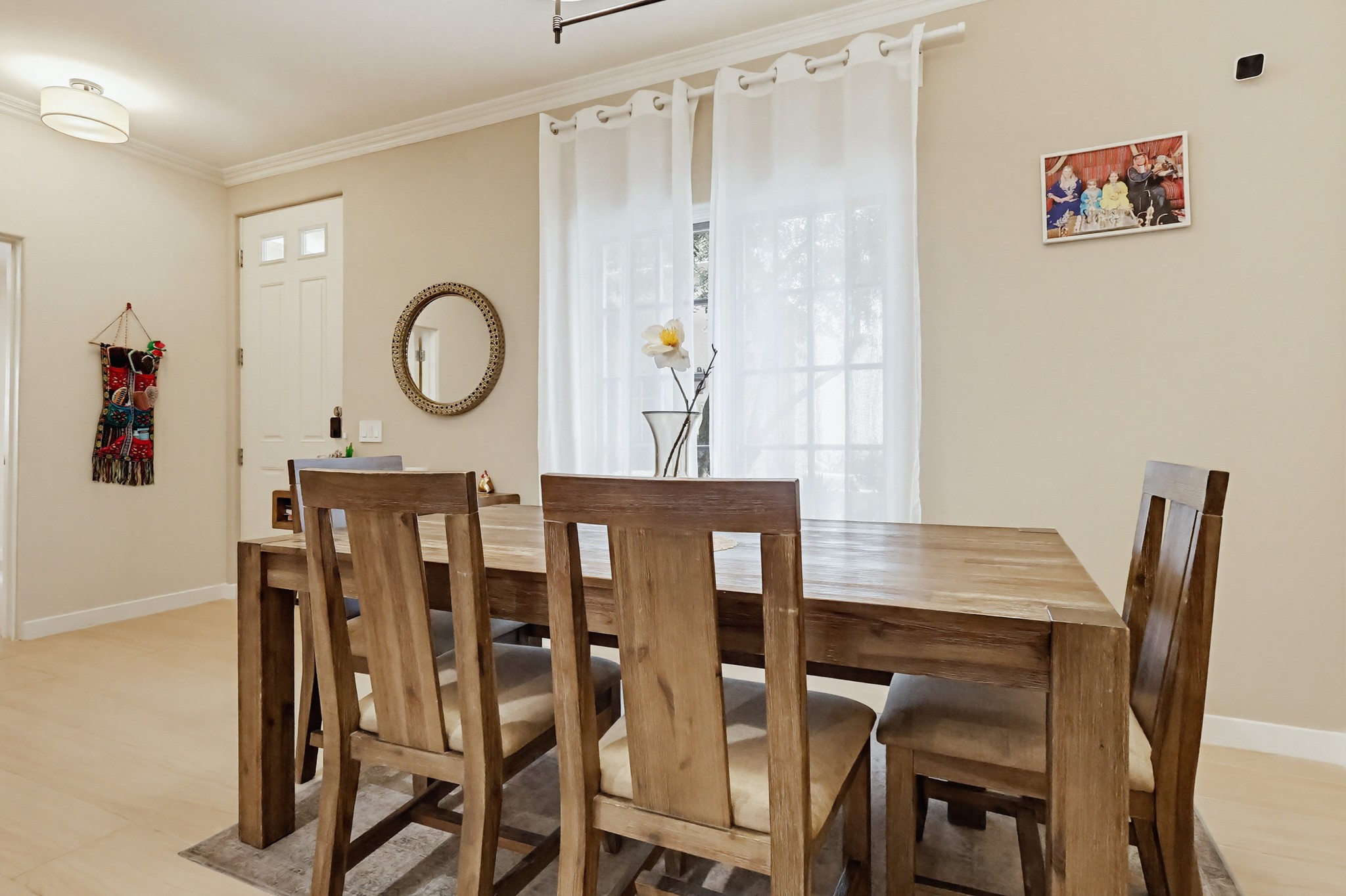 Virtual tour photo 28 of 103 for 851 N San Vicente Blvd
