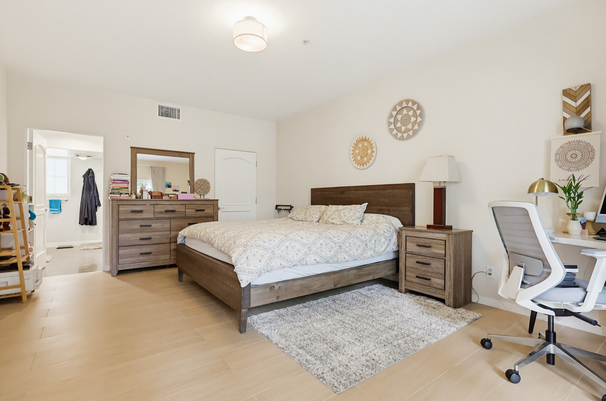 Virtual tour photo 56 of 103 for 851 N San Vicente Blvd