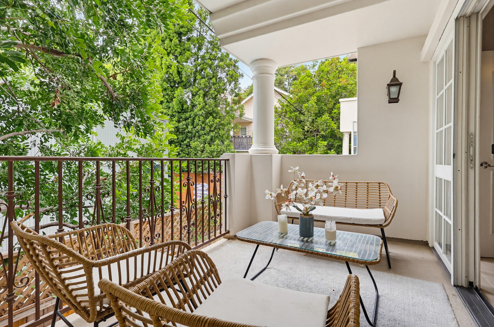 Virtual tour photo 66 of 103 for 851 N San Vicente Blvd