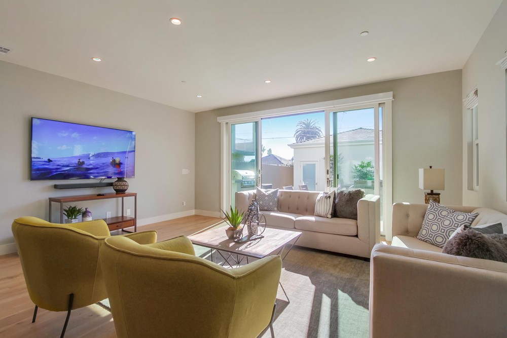 Virtual tour photo 10 of 77 for 851 Wilbur Ave