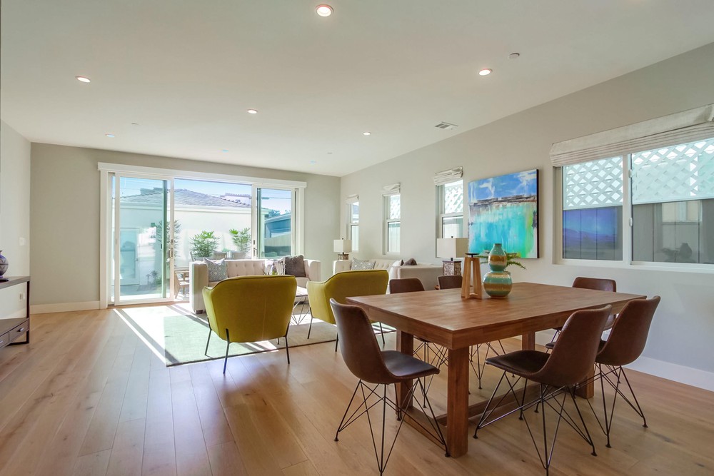 Virtual tour photo 13 of 77 for 851 Wilbur Ave