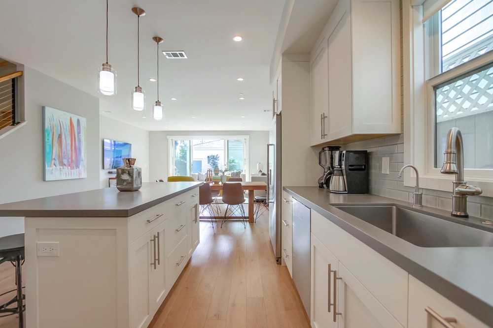 Virtual tour photo 21 of 77 for 851 Wilbur Ave