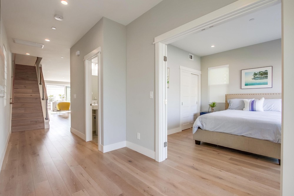 Virtual tour photo 25 of 77 for 851 Wilbur Ave