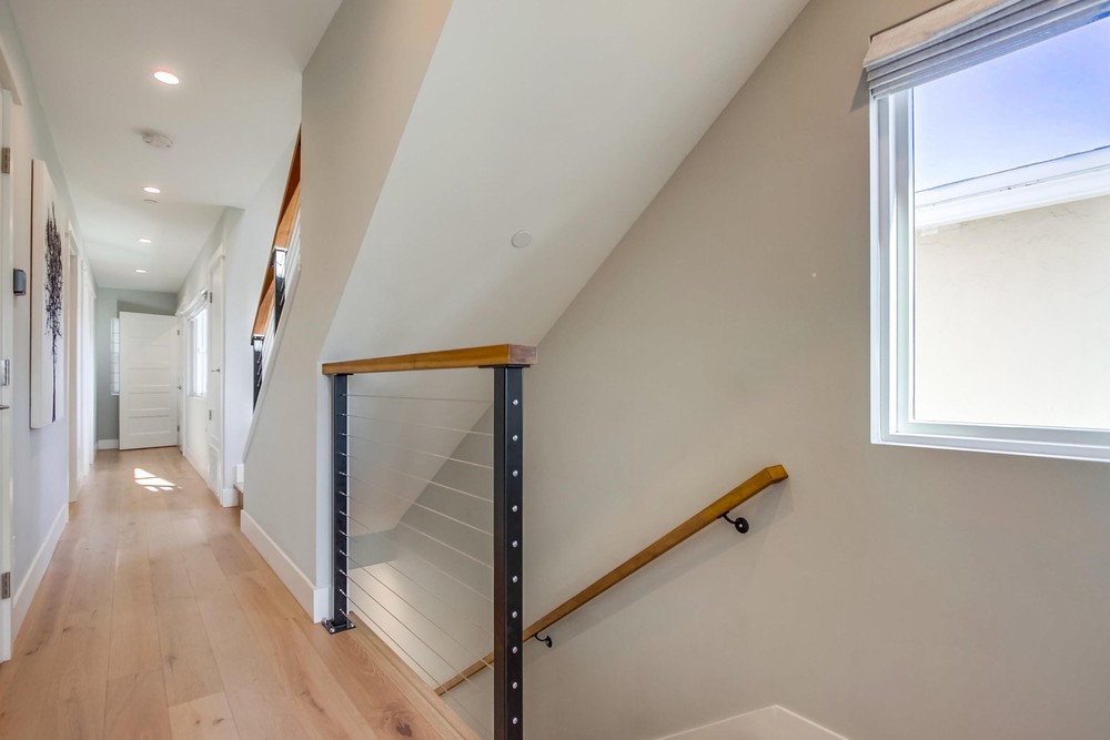 Virtual tour photo 34 of 77 for 851 Wilbur Ave