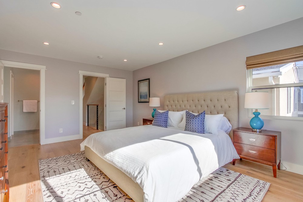 Virtual tour photo 37 of 77 for 851 Wilbur Ave
