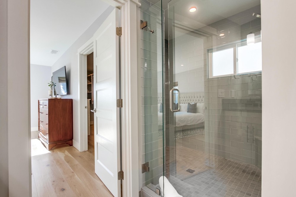 Virtual tour photo 41 of 77 for 851 Wilbur Ave