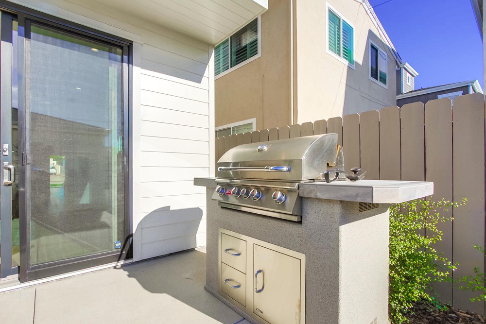 Virtual tour photo 78 of 77 for 851 Wilbur Ave