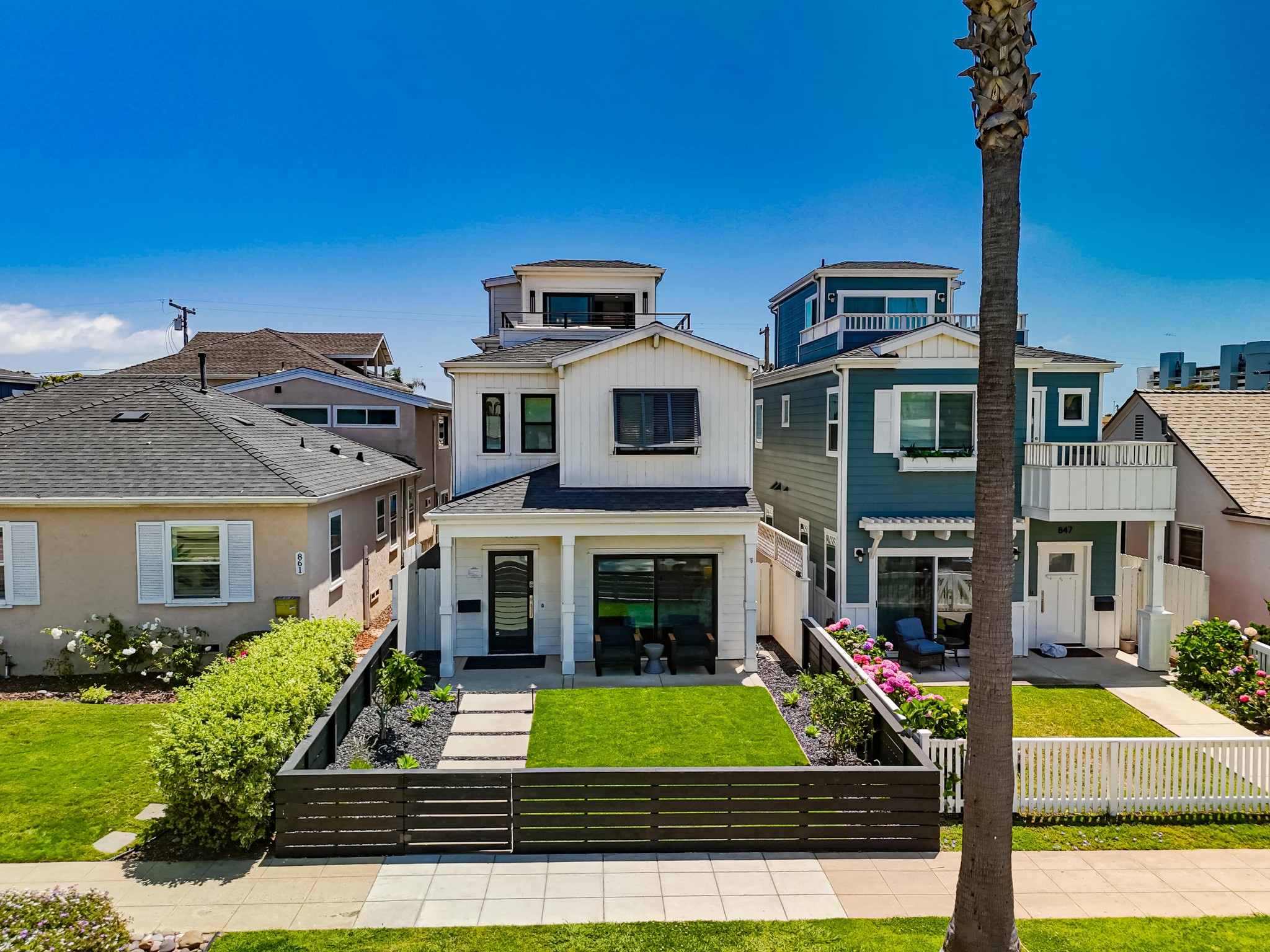 Virtual tour photo 6 of 44 for 851 Wilbur Ave