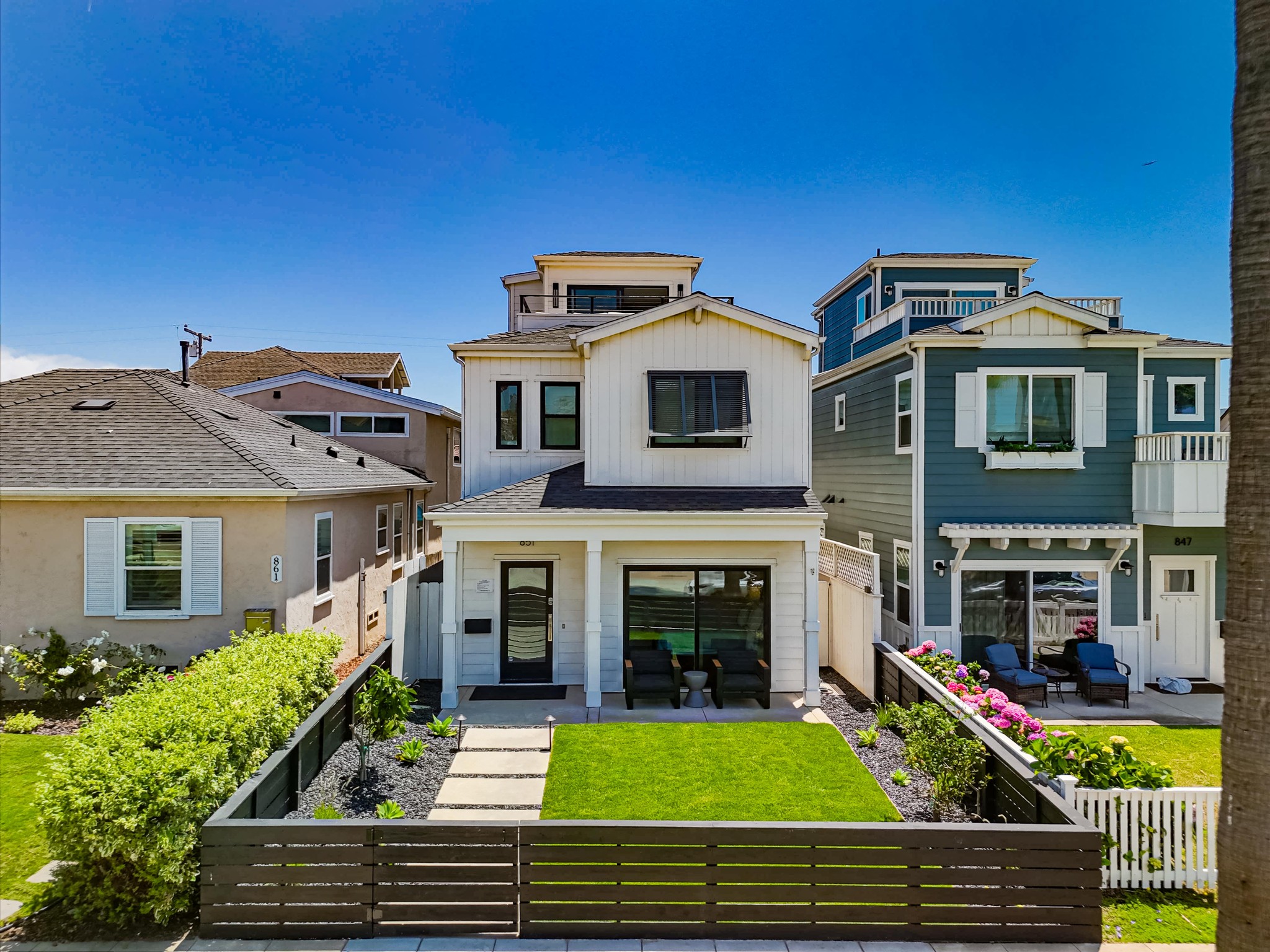 Virtual tour photo 8 of 44 for 851 Wilbur Ave