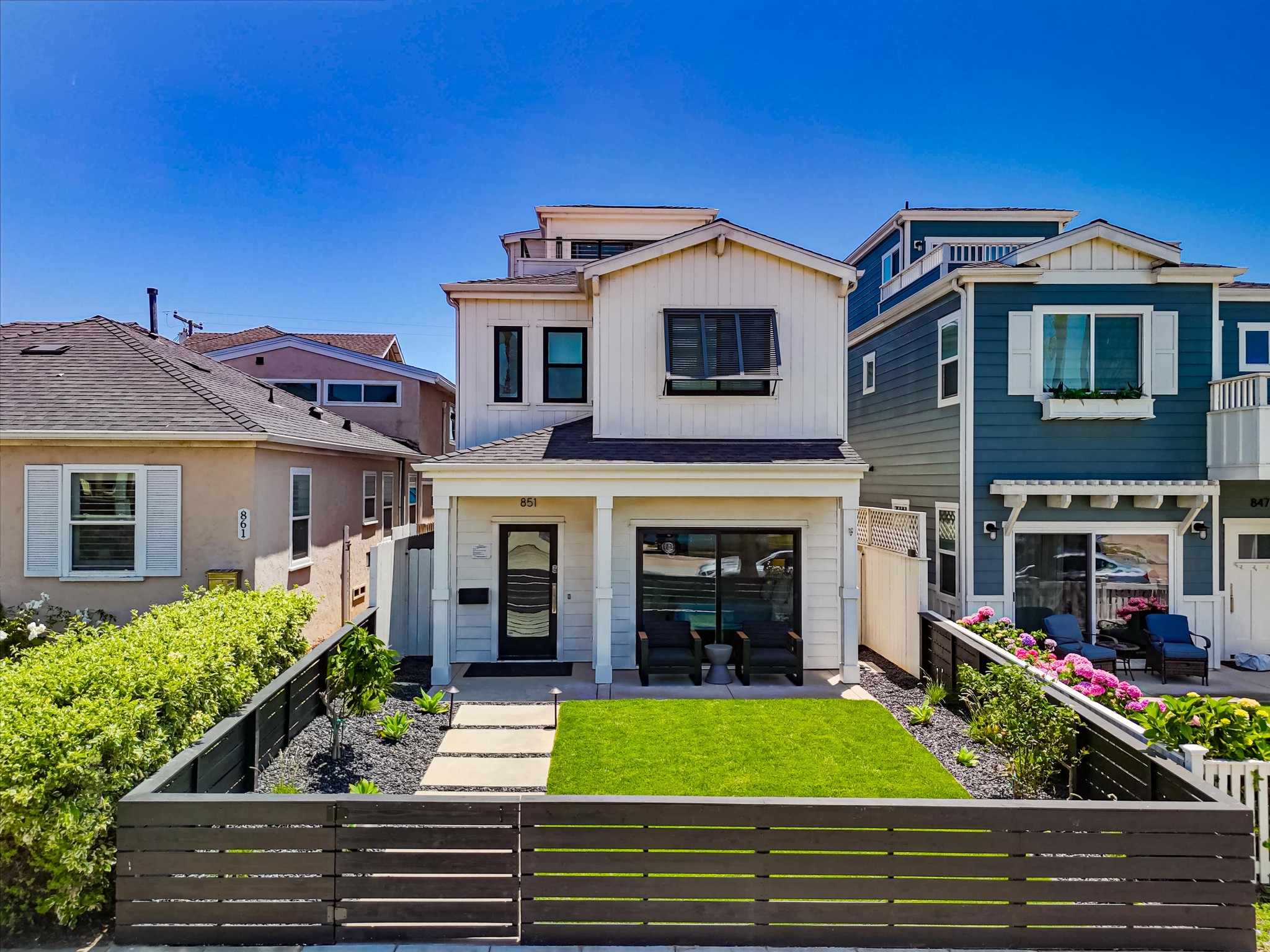 Virtual tour photo 9 of 44 for 851 Wilbur Ave