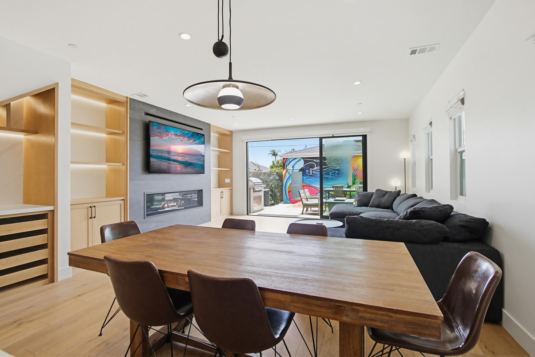 Virtual tour photo 17 of 66 for 851 Wilbur Ave