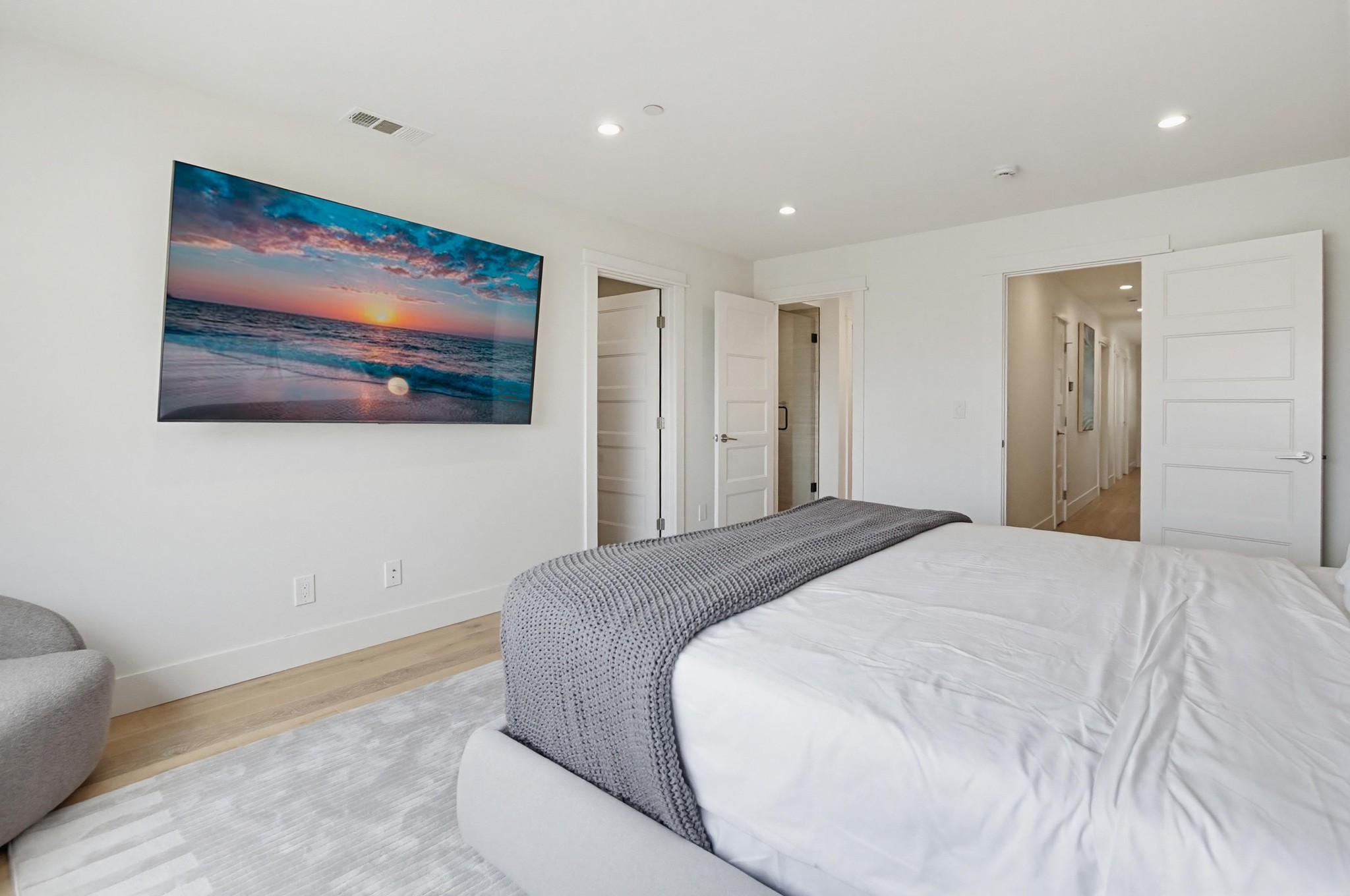 Virtual tour photo 26 of 66 for 851 Wilbur Ave