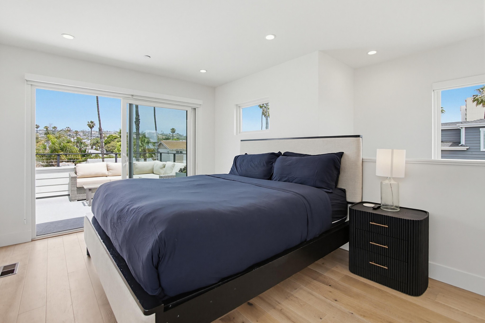 Virtual tour photo 38 of 66 for 851 Wilbur Ave
