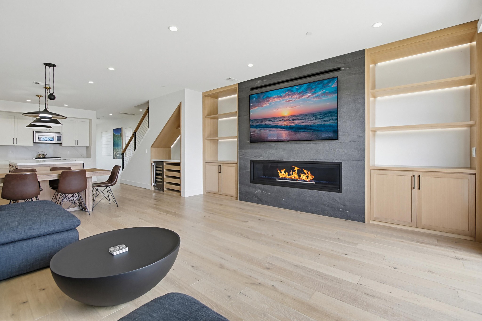 Virtual tour photo 70 of 70 for 851 Wilbur Ave