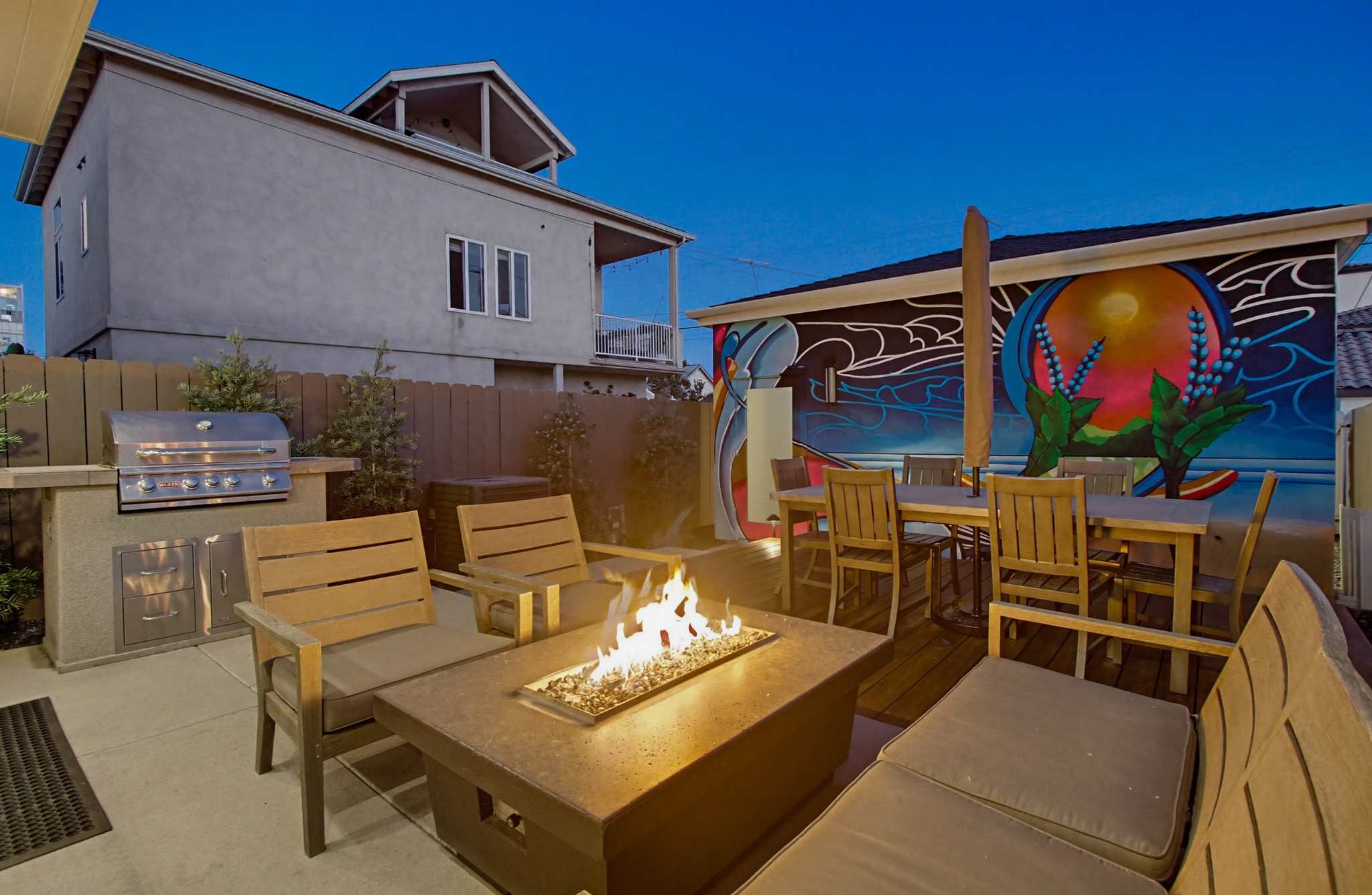 Virtual tour photo 12 of 67 for 851 Wilbur Ave