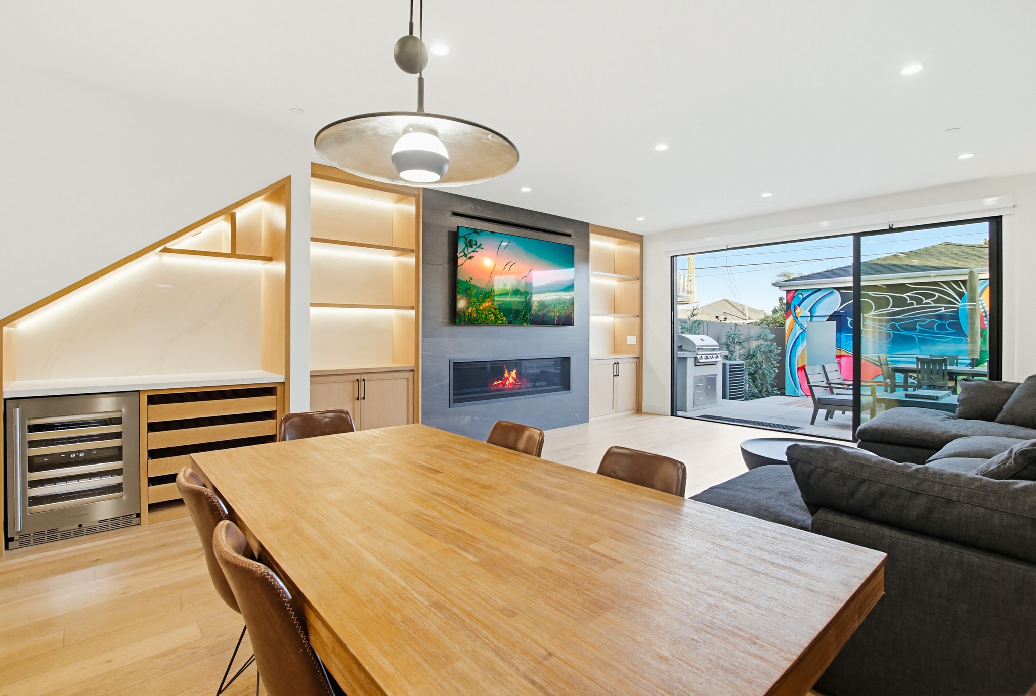 Virtual tour photo 22 of 67 for 851 Wilbur Ave