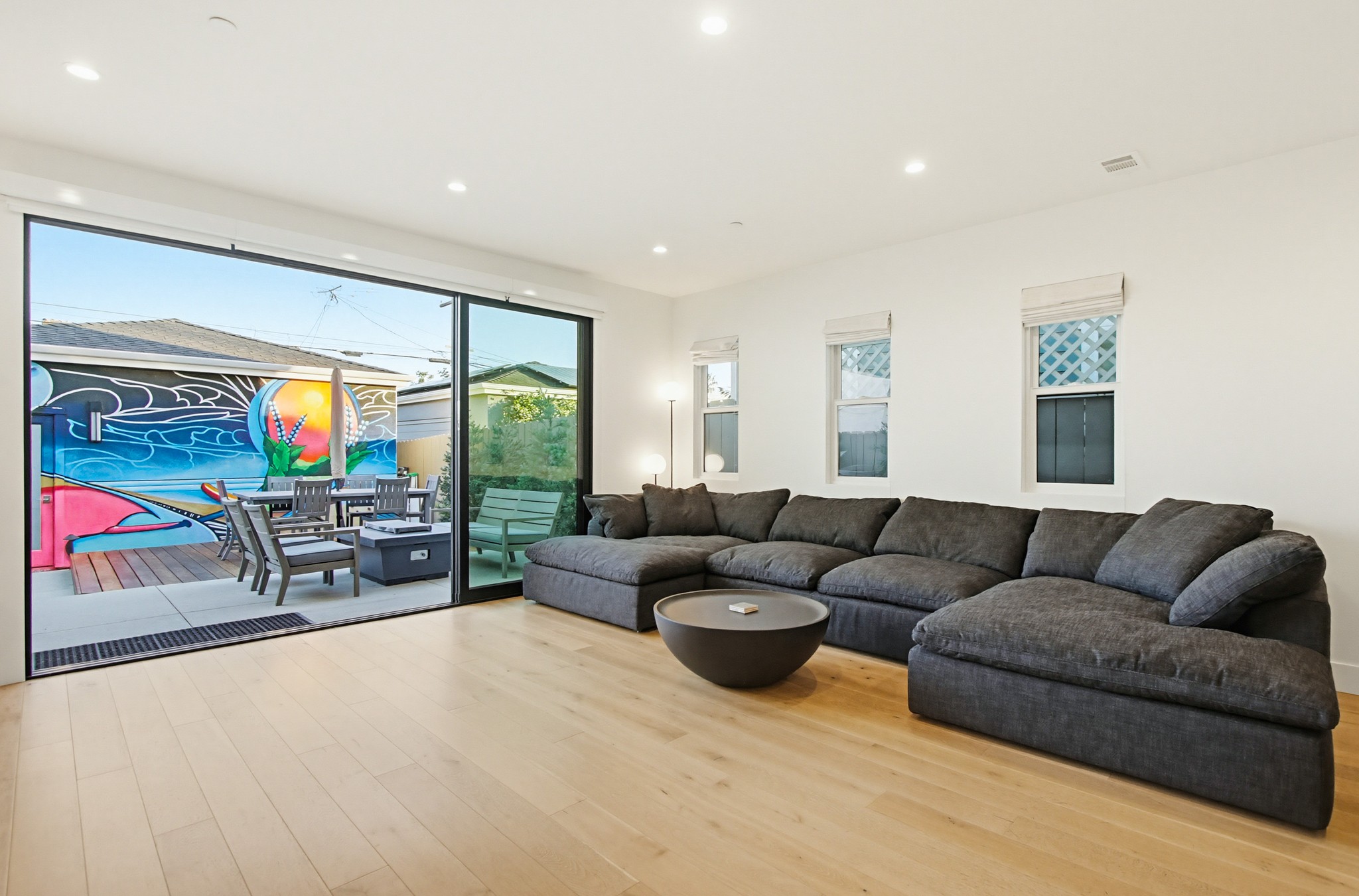 Virtual tour photo 25 of 67 for 851 Wilbur Ave