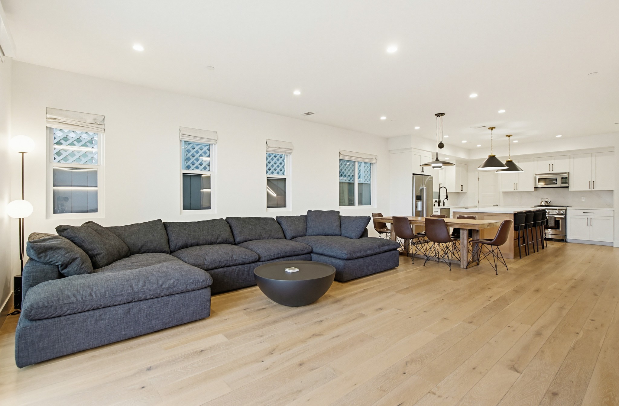 Virtual tour photo 26 of 67 for 851 Wilbur Ave