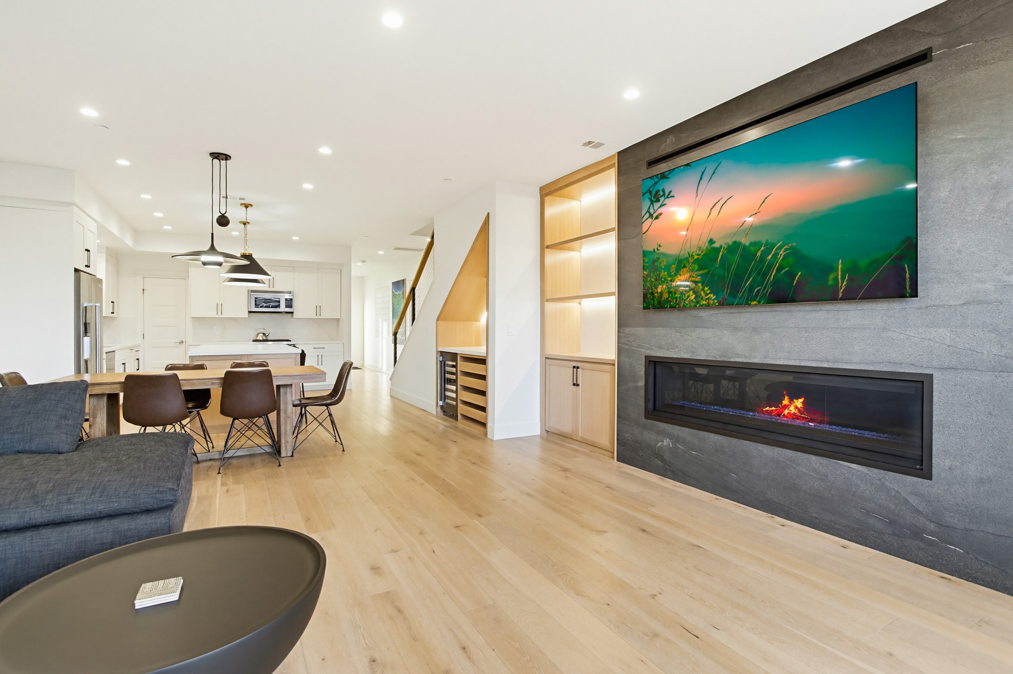 Virtual tour photo 27 of 67 for 851 Wilbur Ave