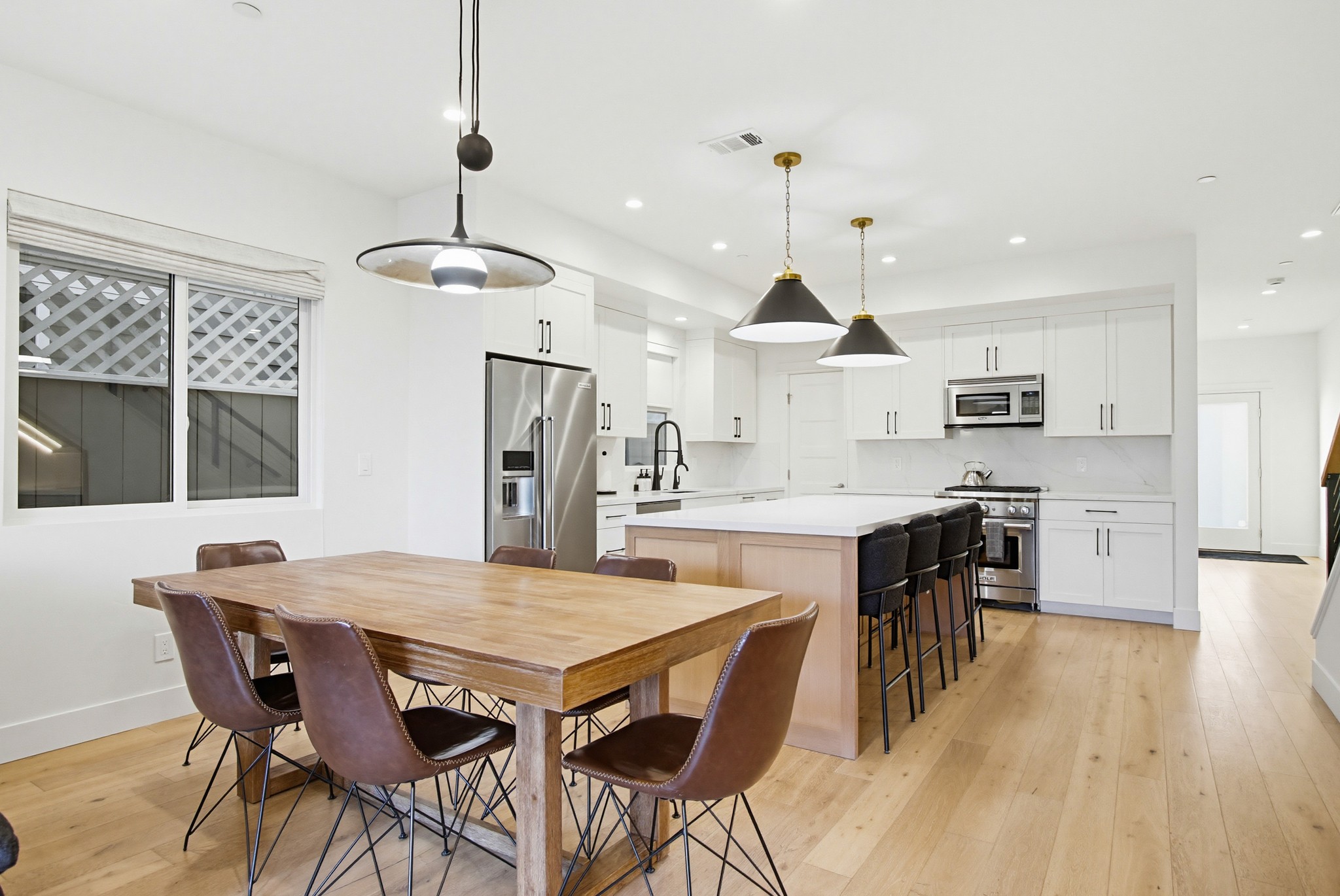Virtual tour photo 28 of 67 for 851 Wilbur Ave