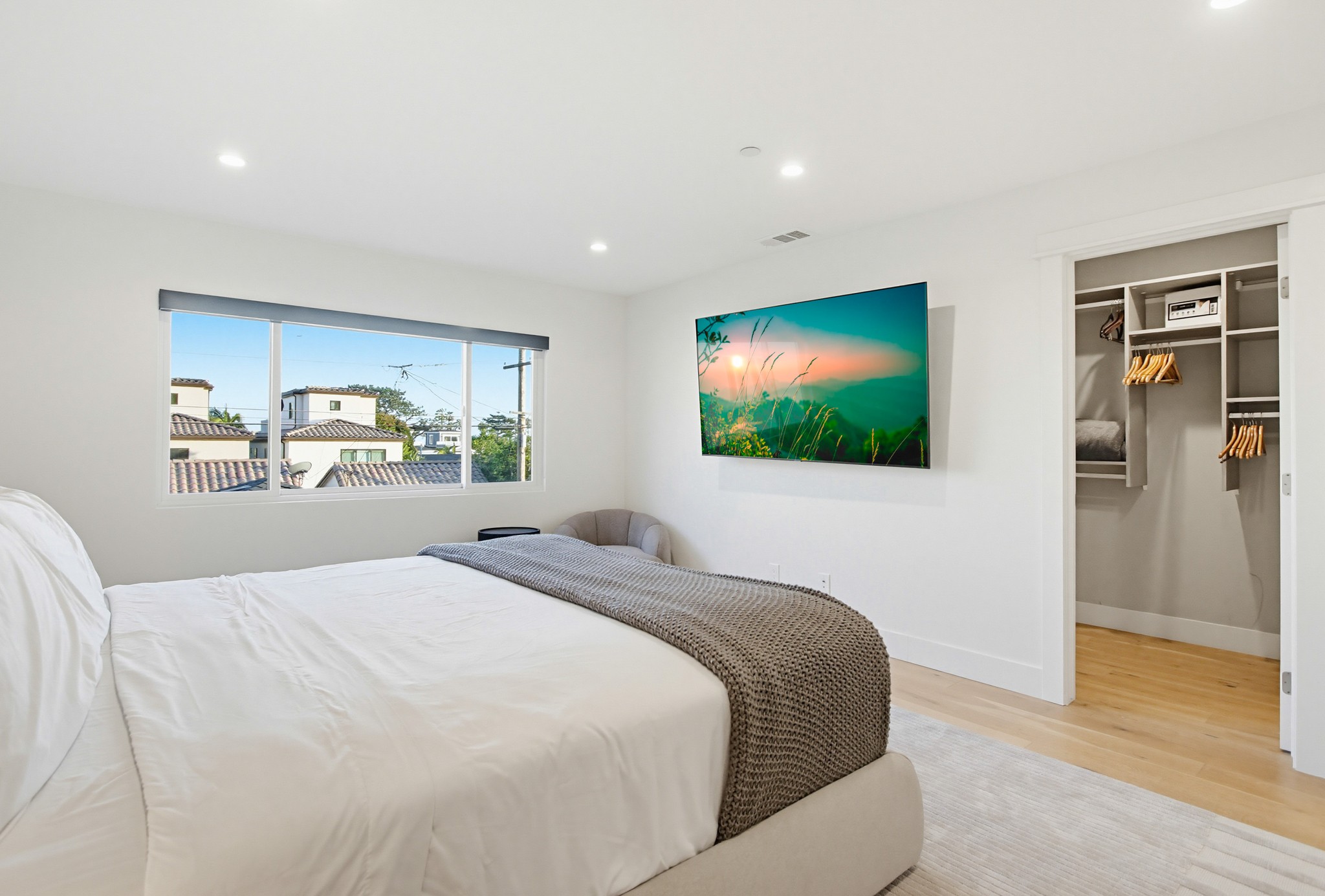 Virtual tour photo 36 of 67 for 851 Wilbur Ave