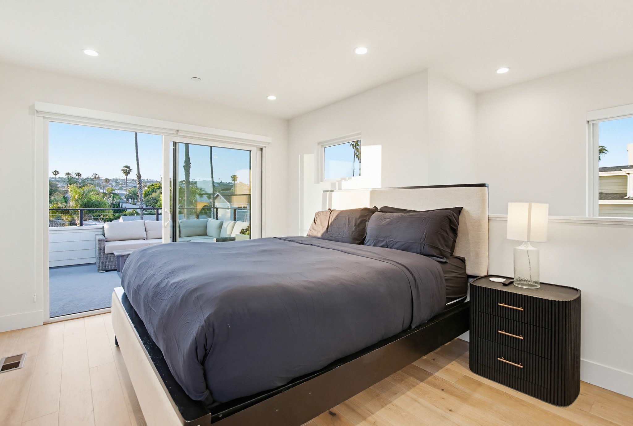 Virtual tour photo 40 of 67 for 851 Wilbur Ave