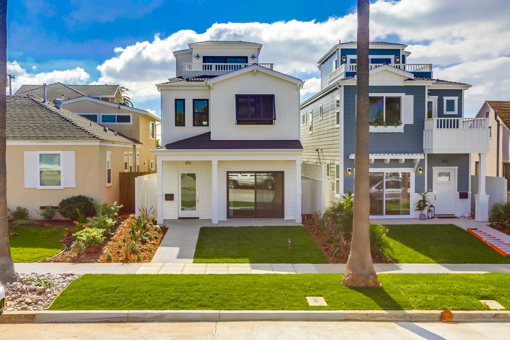 Virtual tour photo 1 of 32 for 851 Wilbur Ave