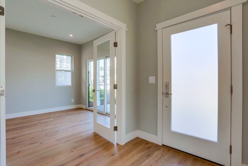 Virtual tour photo 8 of 32 for 851 Wilbur Ave
