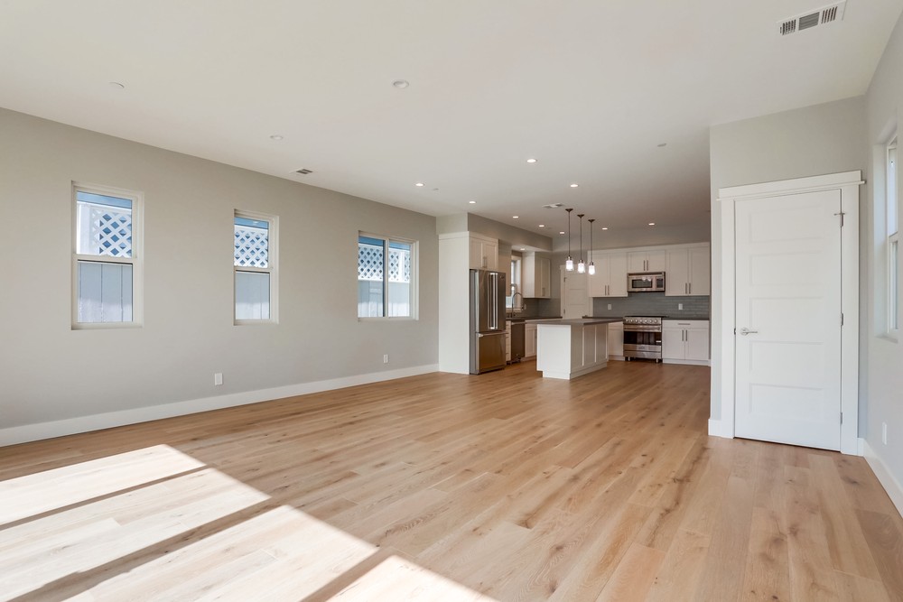 Virtual tour photo 9 of 32 for 851 Wilbur Ave