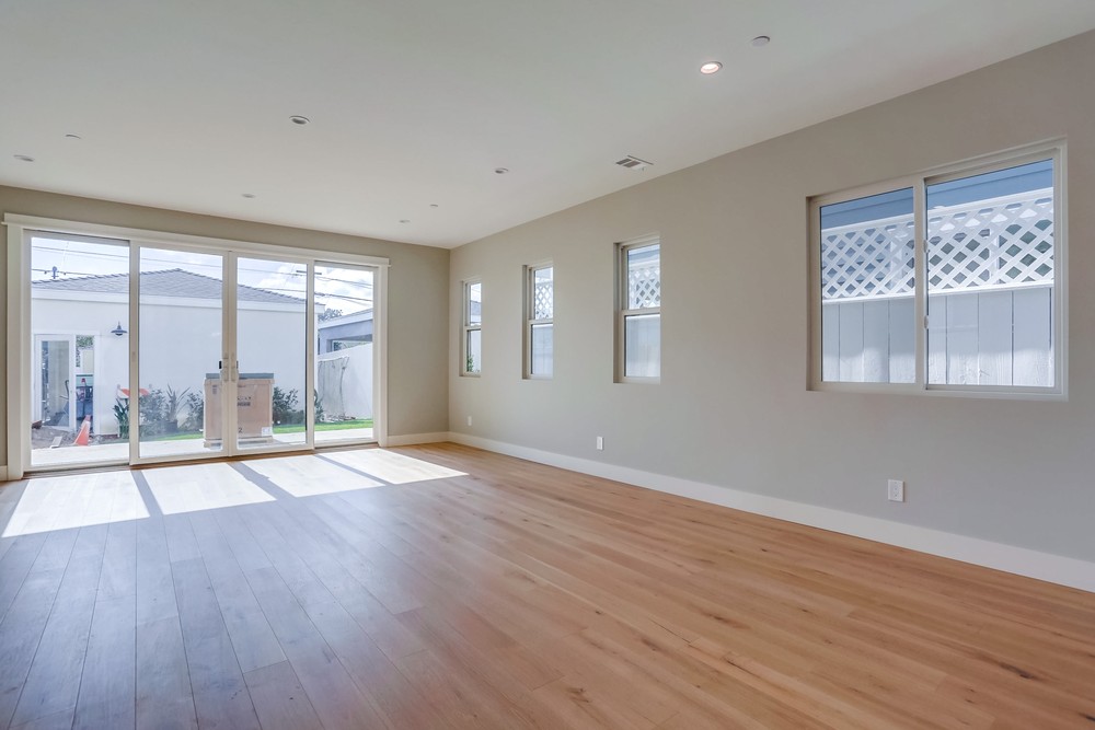 Virtual tour photo 11 of 32 for 851 Wilbur Ave