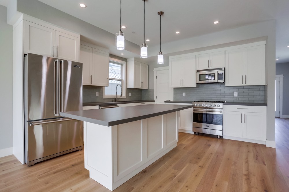 Virtual tour photo 13 of 32 for 851 Wilbur Ave