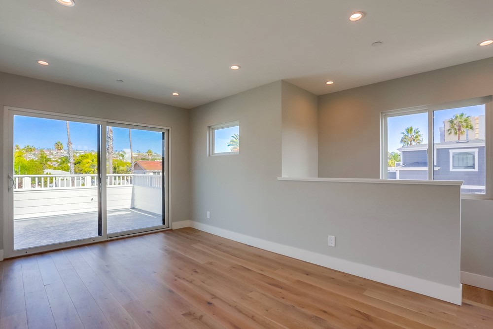 Virtual tour photo 21 of 32 for 851 Wilbur Ave